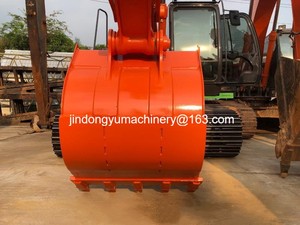 Excavatrice sur chenilles d'occasion Hitachi ZX200 de 19,8 tonnes, peinture d'origine d'usine importée, avec moteur et pompe - Product Image 3