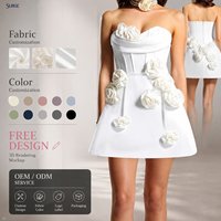 Robe de soirée mini évasée blanche décontractée pour femme, avec corsage bustier en forme de cœur, drapé sur la poitrine et appliques florales 3D