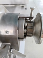 Extracteur de jus industriel à vis haute productivité 1,5 kW avec conception anti-vibration et faible chocs pour utilisation prolongée