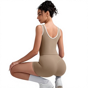 Ensemble débardeur de yoga sans coutures et short cycliste taille haute pour femme, col en V profond, bretelles spaghetti, couleur unie, tenue de sport et fitness - Product Image 4