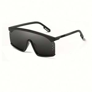 Gafas de Sol Personalizadas con Logotipo, Modernas, para Hombre y Mujer, Montura Grande, Parte Superior Plana, Color Rojo, Protección UV400, Gafas de Sol Extra Grandes de una Pieza para Mujer - Product Image 6