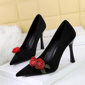 Fashionable shoes for party occasions style patent leather - black <b>silk</b> pointed-toe stilettos with sandals for women - Product Image 3