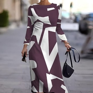 เดรสผู้หญิงคุณภาพสูงแบบขายส่ง OEM แฟชั่นฤดูใบไม้ร่วงฤดูหนาว ลายพิมพ์เรขาคณิต คอกลม แขนยาว ความยาวปานกลาง - Product Image 4