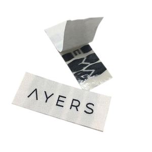 Étiquettes tissées autocollantes pour col, étiquettes de marque personnalisées avec logo tissé, étiquettes tissées à coller, accessoires vestimentaires - Product Image 1