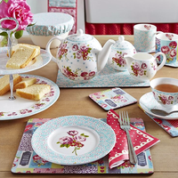 Ensemble de vaisselle en porcelaine fine avec théière, ensemble de vaisselle de table entière au design floral de roses élégantes