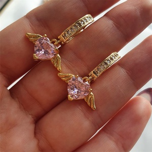 Collares con Colgante de Corazón de Arcoíris de Acero Inoxidable con Zirconia en Forma de Ala para Mujer, Gran Venta - Product Image 6