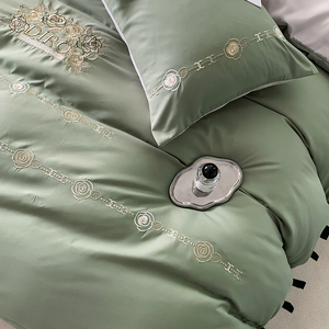 Nuevo juego de cama de cuatro piezas con bordado de algodón lavado ligero de lujo - Product Image 6