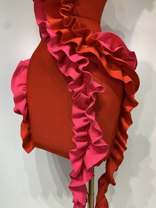 Abito Aderente da Donna in Cashmere con Spalla Scoperta, Scollo a V e Volant, Lunghezza Sopra il Ginocchio per Eventi Serali e Club - Product Image 6