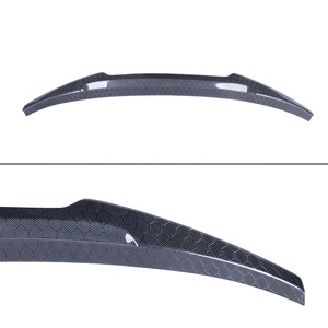 สปอยเลอร์หลังทรงรังผึ้งคาร์บอนสไตล์ M4 สำหรับรถ A3 S3 RS3 8V ลิมูซีนซีดาน ปี 2013-2020 - Product Image 4