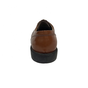 Chaussures de haute qualité à la mode pour hommes d'affaires classiques marron nouvelles chaussures de bureau formelles en cuir - Product Image 4
