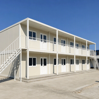 Maison préfabriquée en conteneur à deux étages avec structure en acier blanc pour dortoir de travailleurs