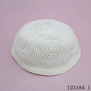 Custom-made wool knitted <b>men's</b> Islamic prayer <b>hats</b> with personalized style for casual occasions - delivery, in-stock wholesale - Product Image 3