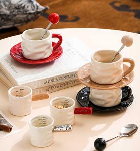 Nouveaux produits phares : Tasses en céramique crème avec logo, jolies tasses de voyage en céramique, tasses en céramique rustiques en gros - Product Image 1