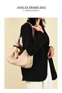 กระเป๋าถือสะพายไหล่ผู้หญิง ดีไซน์เรียบหรู หนัง PU สำหรับกิจกรรมกลางแจ้ง ลดราคาพิเศษ - Product Image 2