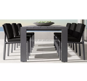 Ensemble de 8 chaises à manger en aluminium, le meilleur et confortable, table d'extérieur moderne, d'<span class=keywords><strong>angle</strong></span> - Product Image 1