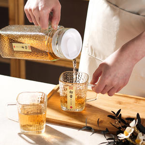 Jarra de Vidrio Cuadrada Vacía de 1 Litro al por Mayor, Jarra de Jugo Clásica de Lujo Personalizada, Jarra <span class=keywords><strong>para</strong></span> Bebidas <span class=keywords><strong>Frías</strong></span> de Tequila, Juego de Vajilla <span class=keywords><strong>para</strong></span> Servir en Casa - Product Image 5