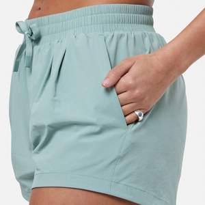 Shorts de course haute performance – Vêtements de fitness respirants pour femmes - Product Image 6