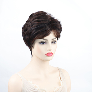 <span class=keywords><strong>Peluca</strong></span> de moda para mujer, estilo <span class=keywords><strong>abuela</strong></span>, color gris, sin pegamento, para cosplay, venta al por mayor de fábrica, estilo europeo y americano - Product Image 4