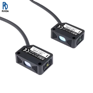 เซ็นเซอร์ตรวจจับวัตถุแบบใกล้เคียง Q31 Proximity Smart Switch Sensor PNP /NPN NO/NC DC 10-30V โฟโตอิเล็กทริคแบบลำแสงผ่านรูปทรงสี่เหลี่ยมเลเซอร์ - Product Image 1