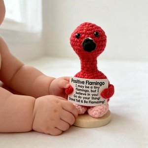Muñeco de Flamenco de Ganchillo con Certificado CE y CPC, Hecho a Mano, Color Rojo, Tejido, Muñeco Amigurumi con Tarjeta de Mensaje Personalizada - Product Image 6