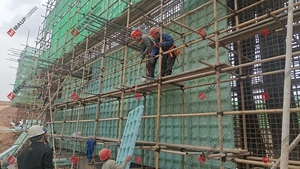 Encofrado de Plástico ABS Ajustable y Reutilizable para Hormigón, Encofrado para Muros y Columnas para Construcción de Edificios, Puentes y Zanjas - Product Image 3