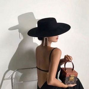 Chapeau en feutre de laine à dessus plat, chapeau melon, chapeau Fedora jazz français à large bord pour femmes, vente en gros - Product Image 6