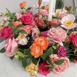 Vente en gros de fournitures de décoration de Noël Décoration de guirlandes et couronnes de Noël artificielles de mariage de haute qualité - Product Image 2