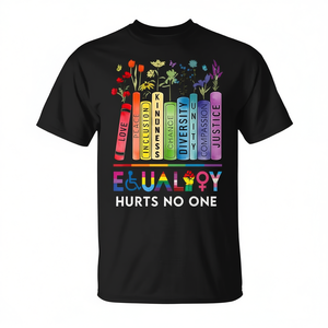 Camiseta LGBTQ del Mes del Orgullo Arcoíris: La Igualdad No Daña a Nadie - Product Image 2