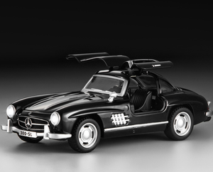 Modèle de voiture classique Mercedes-Benz 00SL à l'échelle 1:32 en <span class=keywords><strong>métal</strong></span> avec son et lumière, portes ouvrantes, fonction de recul - Jouet vintage pour enfants de 14 ans et plus - Product Image 6