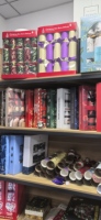 Emballages de crackers de Noël de luxe avec logo personnalisé, boîtes rigides en papier couché recyclé, gaufrage, marquage à chaud UV, jouets surprise