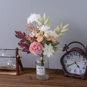 Bouquet di Margherite e Rose Artificiali in Seta <span class=keywords><strong>Viola</strong></span>, Composizione Floreale Sintetica Durevole per Eventi e Scenografie - Product Image 1
