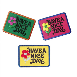 Offre Spéciale <span class=keywords><strong>bonne</strong></span> journée Slogan bonnes salutations mot Design Rectangle fer sur patch de broderie pour casquette - Product Image 1