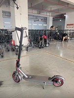 Patinete Eléctrico M365 Pro Ligero de 350W de Largo Alcance para Adultos, Venta Económica en Almacenes de Reino Unido, UE y Alemania, Alta Calidad