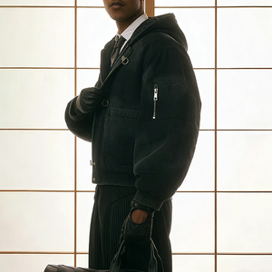 <span class=keywords><strong>Veste</strong></span> à capuche <span class=keywords><strong>en</strong></span> denim streetwear personnalisée OEM, avec boucle frontale, crochet de ponte et fermoir de pompier, style workwear de charpentier <span class=keywords><strong>en</strong></span> tissu peigné, inspirée du style Detroit Work - Product Image 2