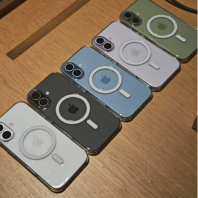 Acrylic Magnetic Suction 360 Protection Shockproof Wireless Charge Mobile Phone Bags for 17 Pro Max 15 Plus 14 13 16