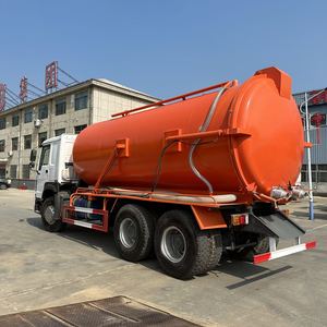 Camions d'aspiration des eaux usées Sinotruk Howo 15, 20, 25 m³ pour nettoyage haute pression des toilettes et des fosses septiques - <span class=keywords><strong>Prix</strong></span> - Product Image 4