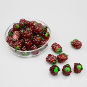 Vente en gros de bonbons chinois gommeux bonbons aromatisés fruités en vrac bonbons suédois bouteille emballage avec des bonbons aux canneberges - Product Image 1