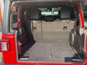 <span class=keywords><strong>Jeep</strong></span> <span class=keywords><strong>Wrangler</strong></span> <span class=keywords><strong>2023</strong></span> 2.0T <span class=keywords><strong>Sahara</strong></span> SUV de 4 Puertas Gasolina Luces LED Neumáticos R18 - Product Image 5
