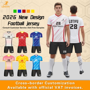 Vente en gros de maillots de football et uniformes de football 100% polyester - Service OEM pour les distributeurs et les détaillants |   Respirant et à séchage rapide - Product Image 2