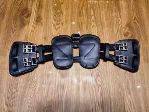 Sangle de cheval en cuir de qualité supérieure Équipement équestre durable et confortable pour l'entraînement et l'utilisation d'équitation Conception réglable - Product Image 4