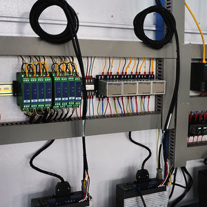 Industrielle 3L-10L Mini-Destillationskolonnen aus Glas/Edelstahl mit PLC-gesteuerter Elektromotorpumpe für Hochvakuum - Product Image 4