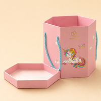 Boîte cadeau rigide pliable hexagonale de luxe avec impression sur papier d'art 157 g/m², pelliculage mat et logo en feuille à chaud pour un emballage haut de gamme