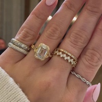 3 Karat Zümrüt Vintage Halo İşlemeli Bant Laboratuvar Üretimi Elmas Nişan Yüzüğü 14K/18K Som Altın IGI Sertifikalı CVD/HPHT Özel Yapım
