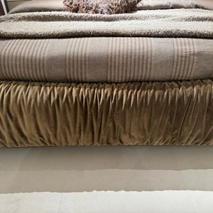 Set Camera da Letto Moderno Queen Size, Letto Matrimoniale in Velluto per Hotel, Arredamento Camera da Letto di Lusso, Letto King Size in Legno - Product Image 6