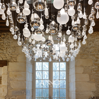 Lustre en verre de luxe ANNO pour les intérieurs de maison de style palais
