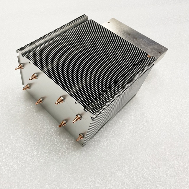 Heat Pipe Heat Sink for Peltier Cooler System