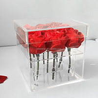 Boîte à fleurs en acrylique transparent de luxe avec forme rectangulaire sculptée pour boîte à roses 9 roses