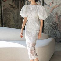 Robe Femme Été 2025 Nouvelle Collection Style Rétro Manches Bulles Broderie Dentelle Coupe Ajustée Élégante