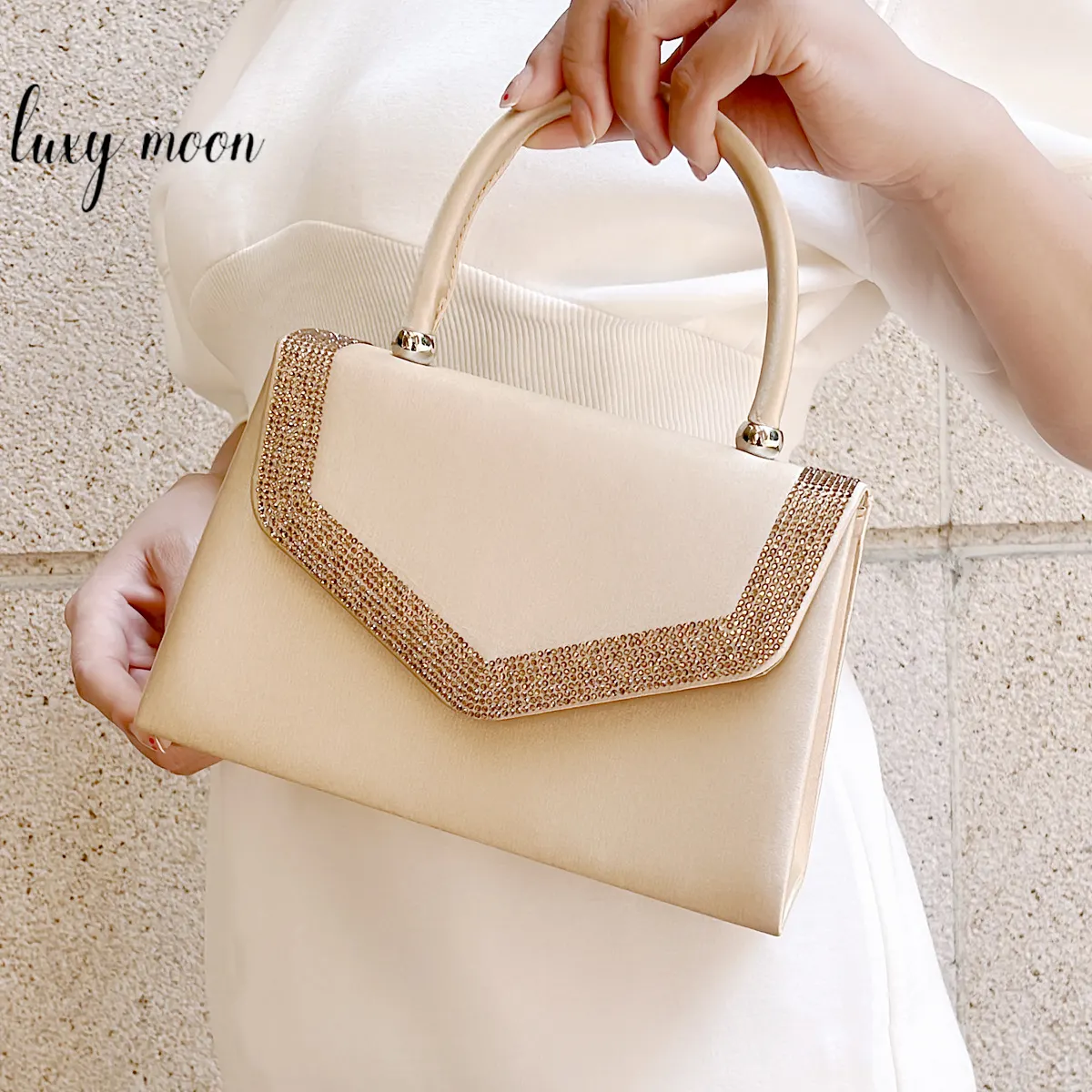 लोकप्रिय गोल्डन हैंड बैग महिलाओं के लिए लक्जरी नई डिज़ाइन मनी क्लच बैग शाम की थैलियां महिलाओं के लिए क्लच पर्स