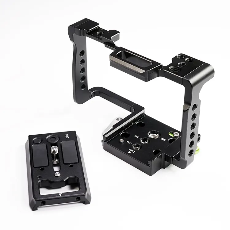 New Release Camera Filming Cage DSLR Rig With Cold Shoe Mount And Manfrotto 501 Quick Release Plate And NATO Rail.